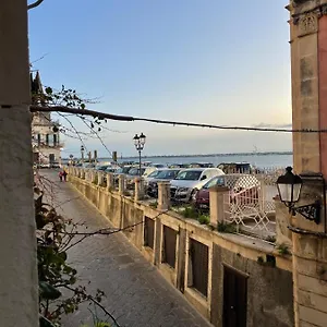 Perla Marina Syracuse